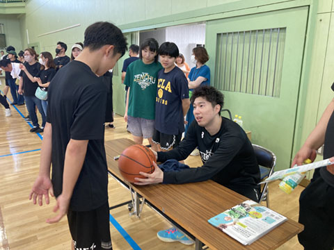 高橋選手サイン会